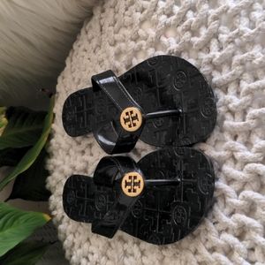 Tory burch jelly flip flops